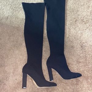 Thigh boot heel